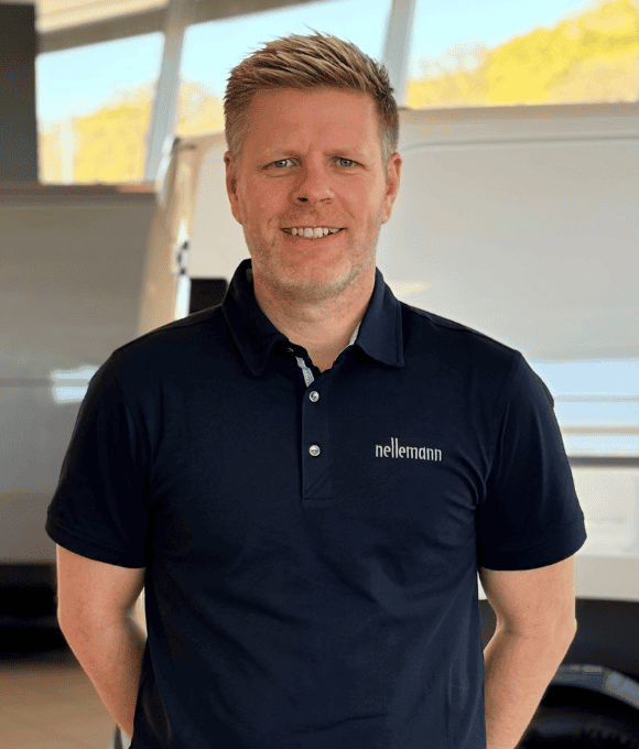 Mike, Erhverv (1)