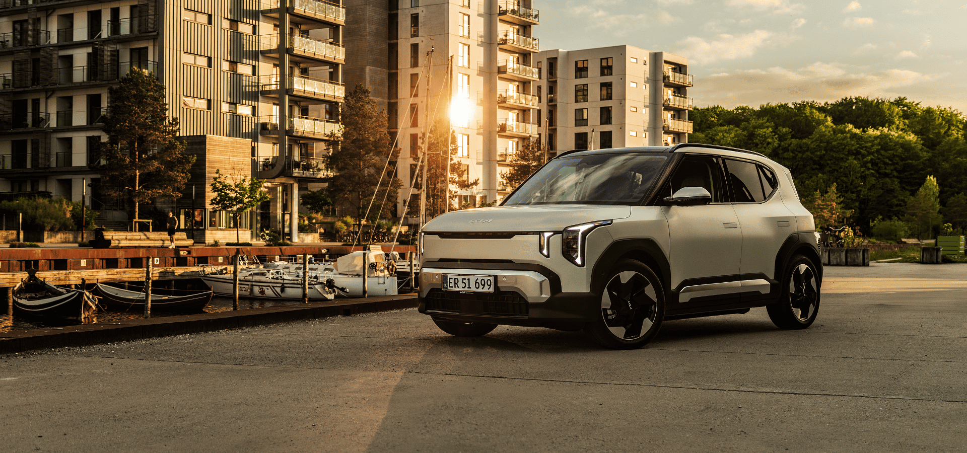Kia EV2 1920 x 900 px